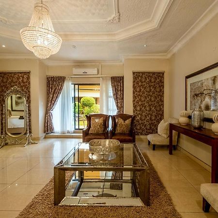 The Victoria Falls Deluxe Suites Exterior foto