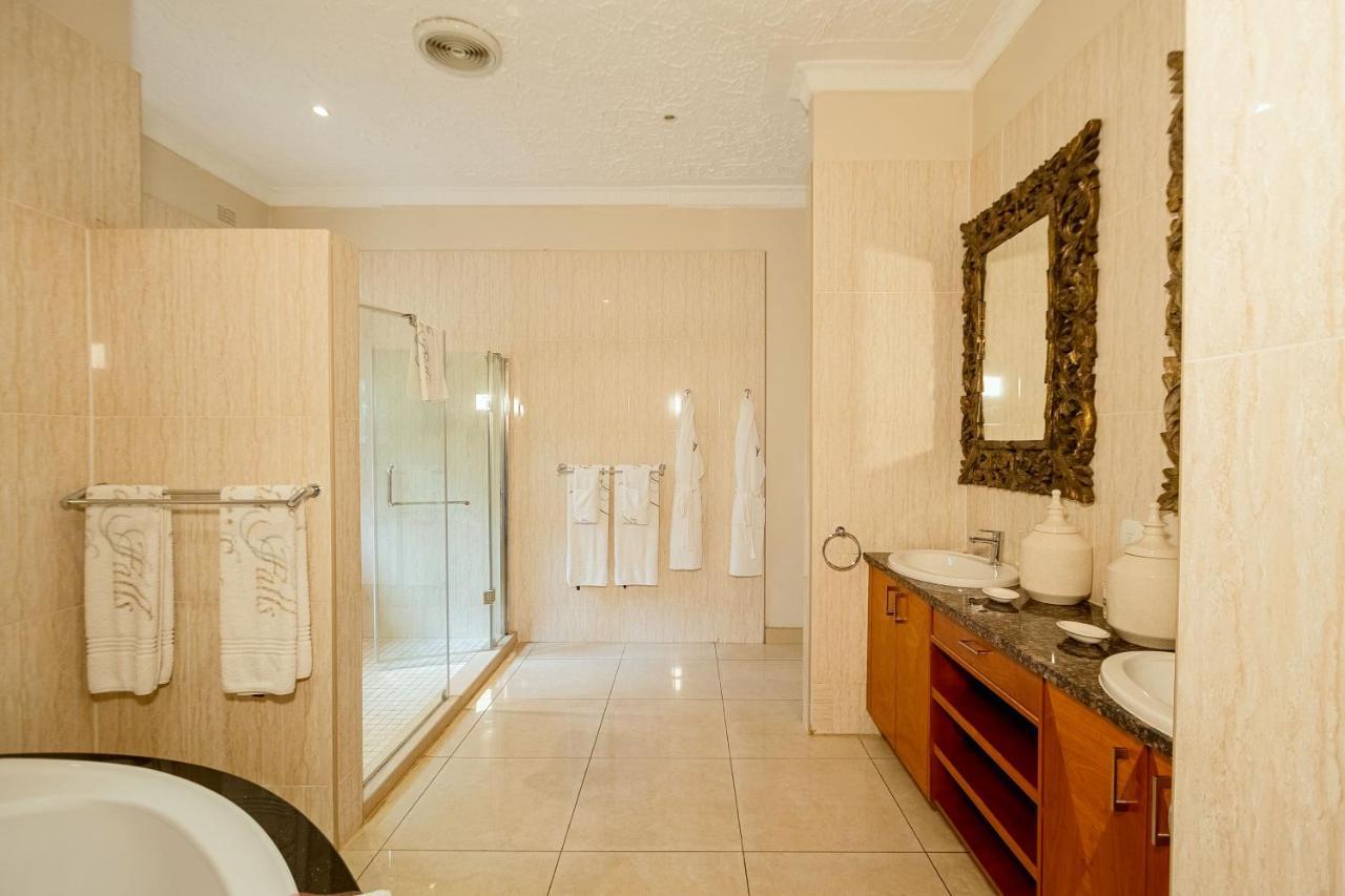 The Victoria Falls Deluxe Suites Exterior foto