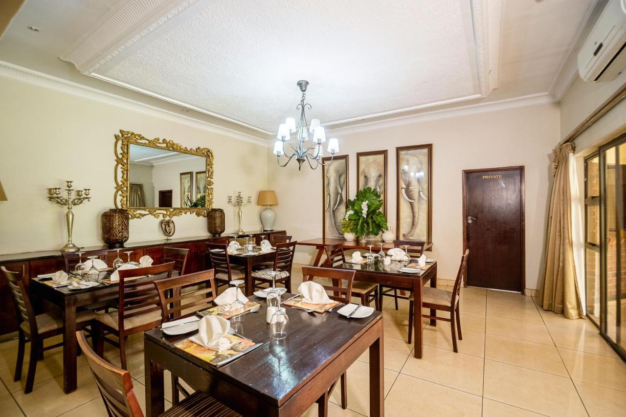 The Victoria Falls Deluxe Suites Exterior foto